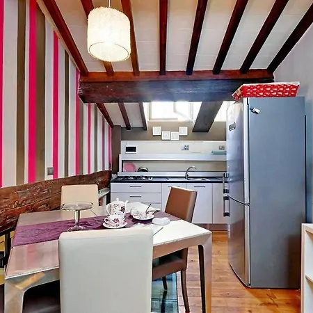 Guelfo Luxury Loft Apartment