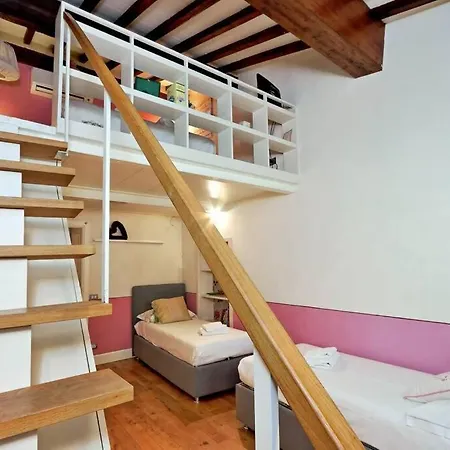 Guelfo Luxury Loft Apartment *
